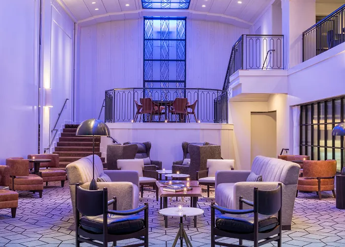 Hotel Theodore